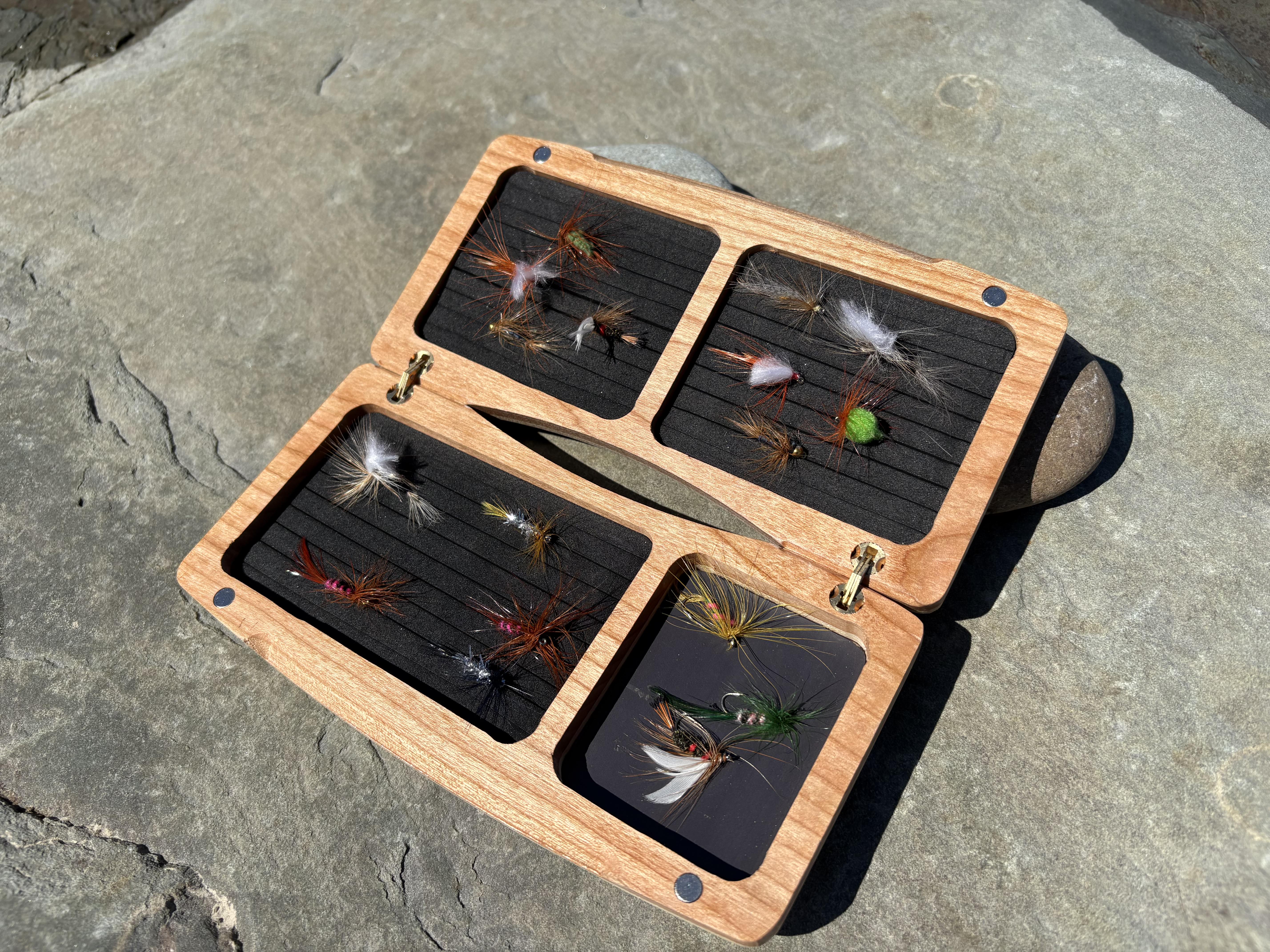 Maple Outside fly box product photo 2
